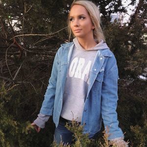 Meet your Posher, Emma